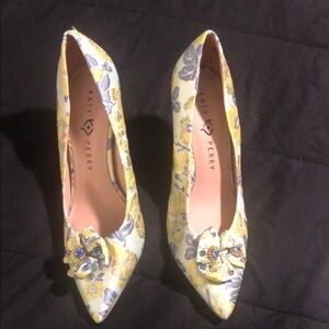 Katy Perry Collections Women's Yellow Floral Heels